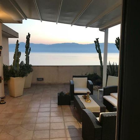 Sunset Terrazza Apartment Reggio Calabria Exterior photo