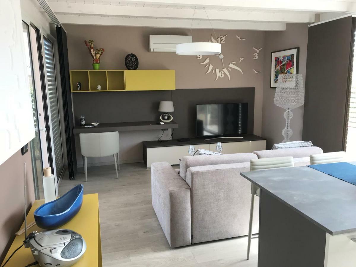 Sunset Terrazza Apartment Reggio Calabria Exterior photo