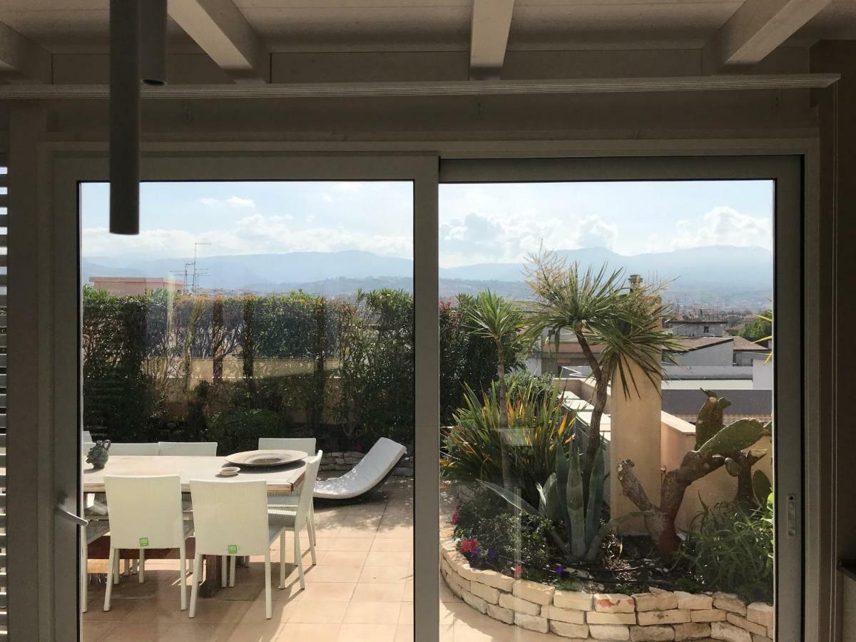 Sunset Terrazza Apartment Reggio Calabria Exterior photo
