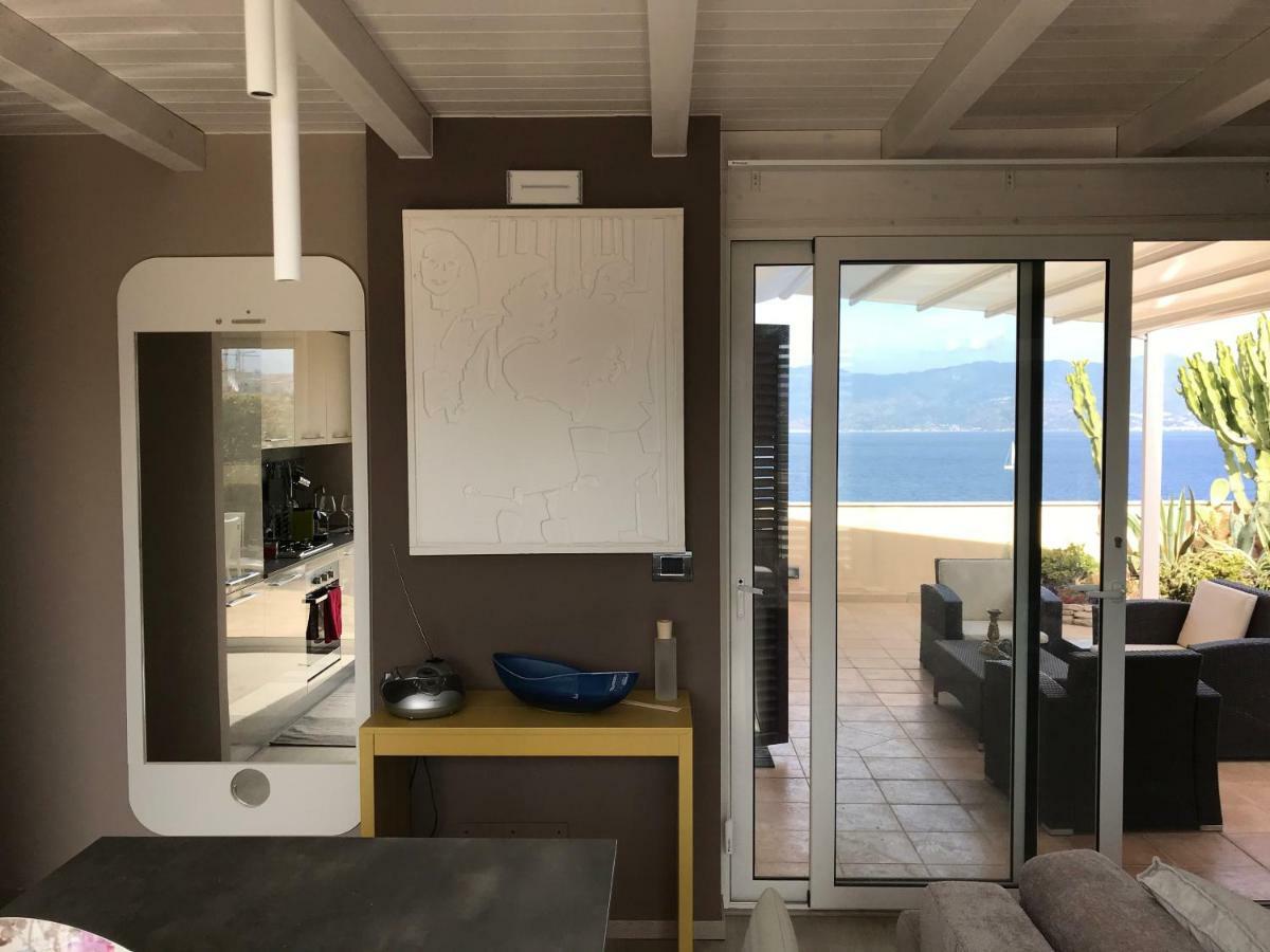 Sunset Terrazza Apartment Reggio Calabria Exterior photo